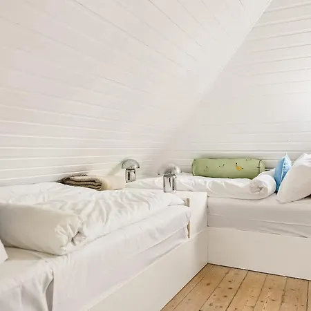Hébergement de vacances Dinbnb Homes I The 1880 Authentic Dream I 500m From Bryggen *