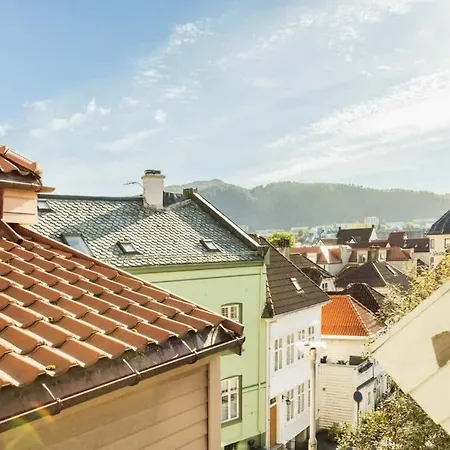 Hébergement de vacances Dinbnb Homes I The 1880 Authentic Dream I 500m From Bryggen *