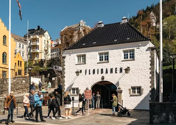 Dinbnb Homes I The 1880 Authentic Dream I 500m From Bryggen Holiday home Bergen