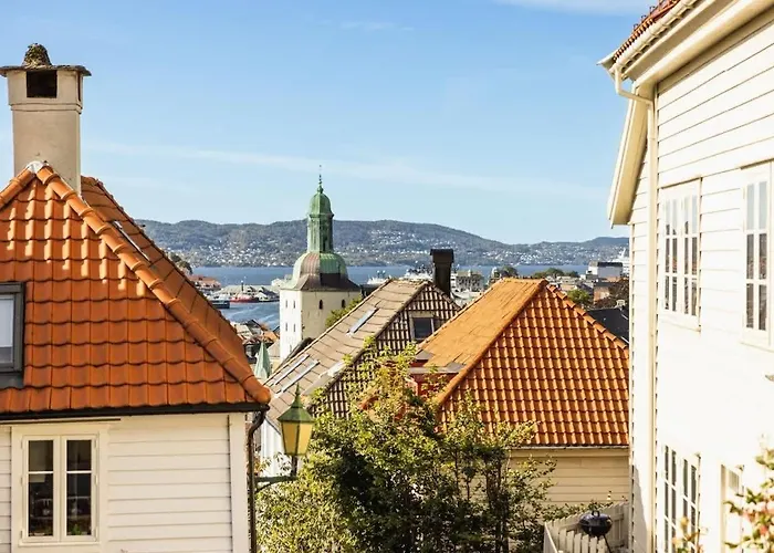 Dinbnb Homes I The 1880 Authentic Dream I 500m From Bryggen Holiday home